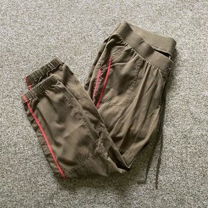 Motherhood Maternity joggers